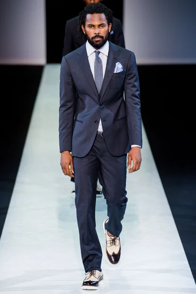 Look 60